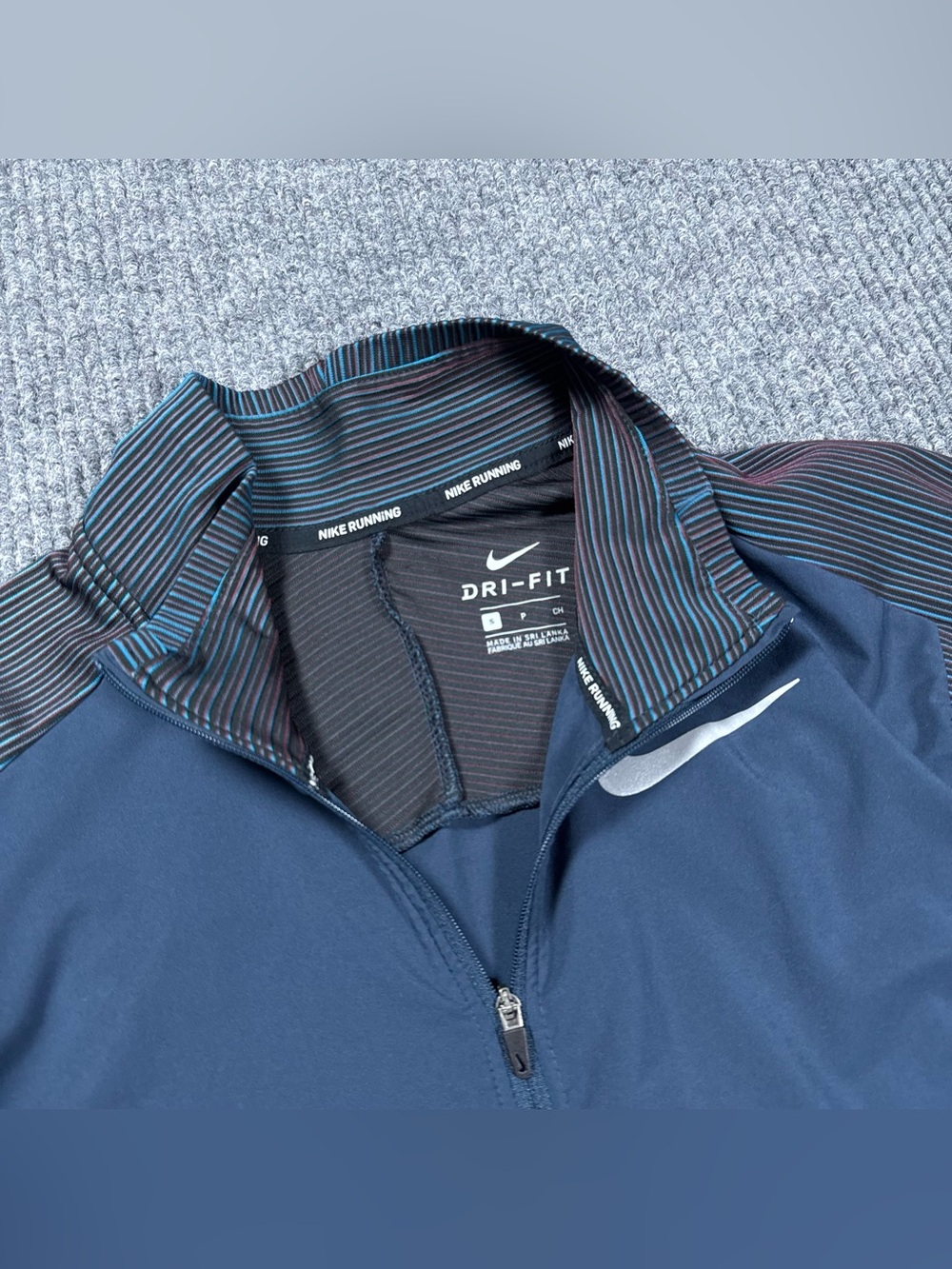 Nike Element Future Fast Hybrid Running Top Jacket FULL ZIPPER Sz S CU5397-458 - Picture 2 of 11